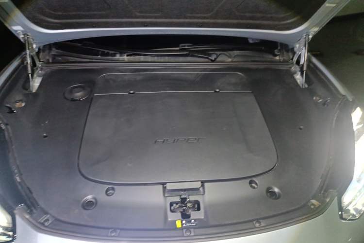 Used  HT 2023 670 Rear-Drive Ultra-High-Voltage NDA Version
