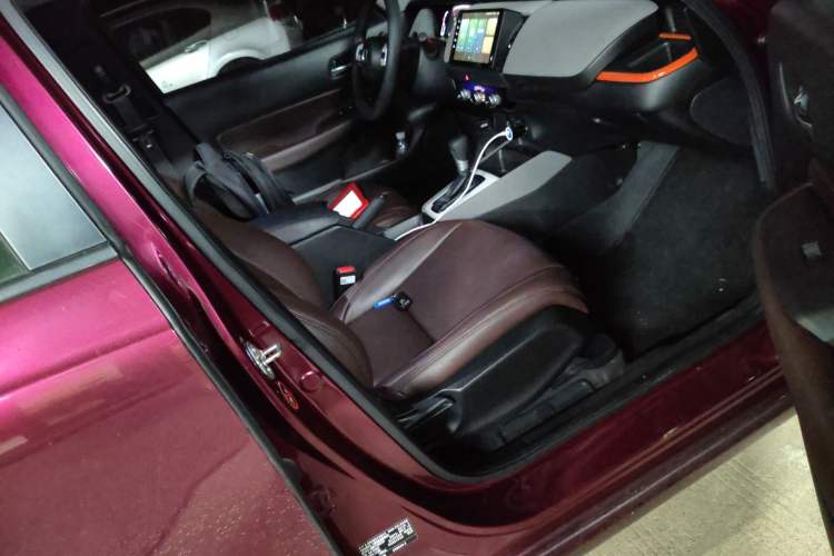 Used Honda LIFE 2021 1.5L CVT SPORT Heartbeat Edition
