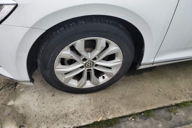 Used Volkswagen Magotan 2018 330TSI DSG Luxury Model
