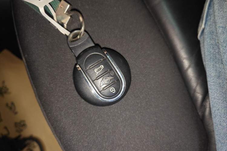 Used  MINI 2016 2.0T COOPER S Five-Door Edition