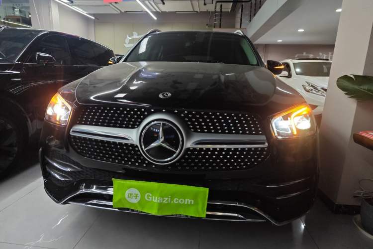 Used Mercedes-Benz GLE 2023 GLE 350 4MATIC Stylish Model
