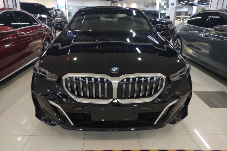 Used BMW 5 Series 2025 530Li Luxury Edition M Sport Package
