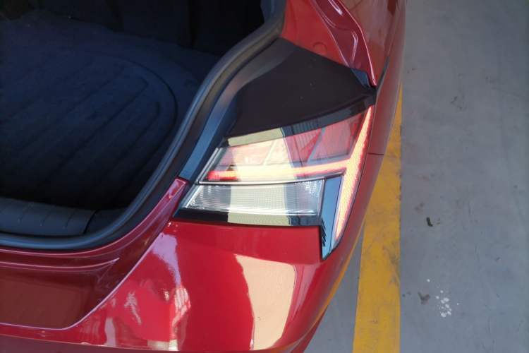 Used Hyundai Elantra 2021 1.5L CVT GLX Elite Edition
