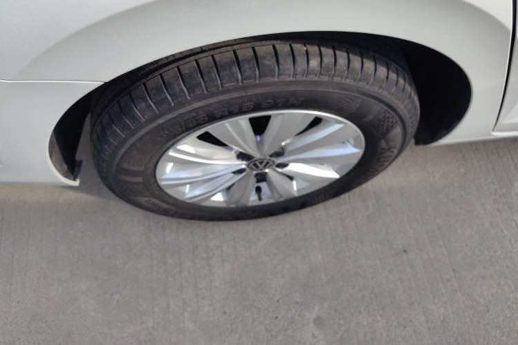 Used Volkswagen Lavida 2023 New Rui 1.5L Automatic New Yi Edition