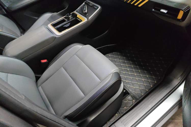 Used AION Y 2022 70 Tech Edition Lithium Iron Phosphate
