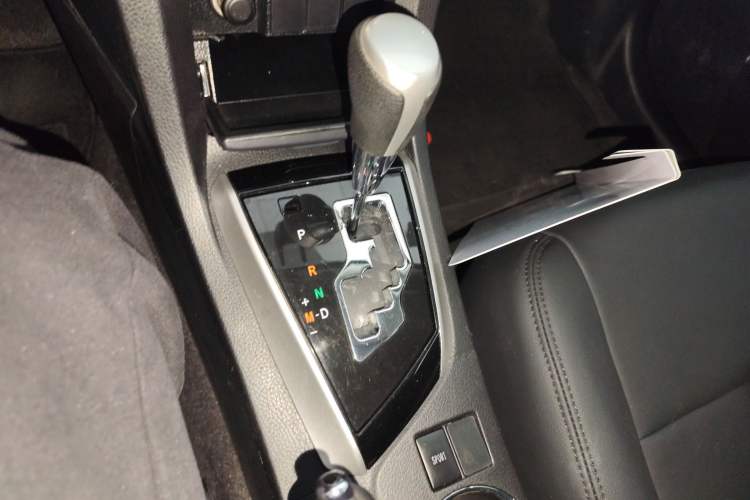 Used Toyota Corolla 2017 Revised Version 1.6L S-CVT GL
