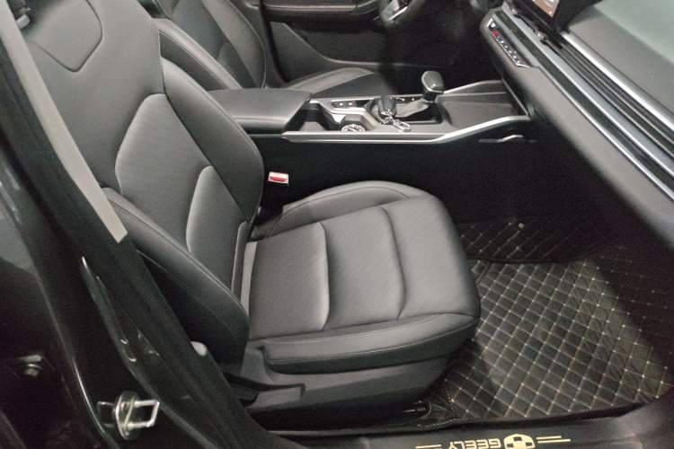 Used Geely Auto Emgrand 2022 4th Generation 1.5L CVT Luxury Model
