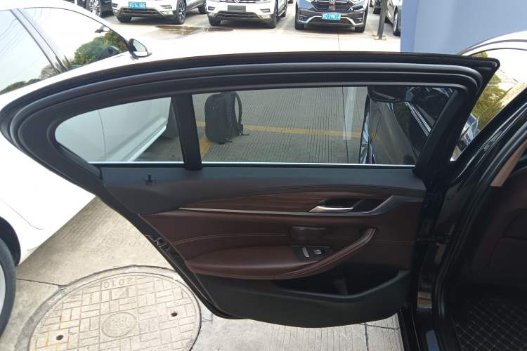 Used BMW 5 Series New Energy 2019 Updated Version 530Le Luxury Package
