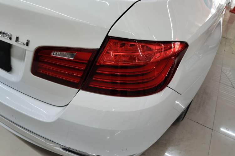Used BMW 5 Series 2014 525Li Luxury Design Package