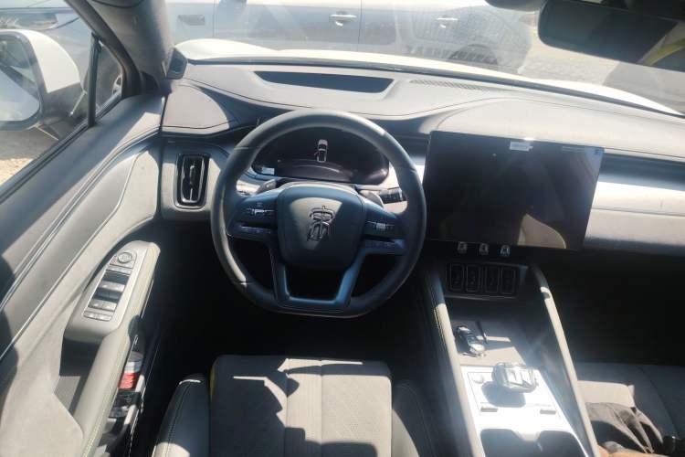 Used BYD Song L EV 2025 Intelligent Driving Version 602 km Range LiDAR-equipped All-Wheel-Drive Type
