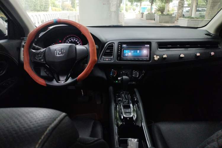 Used Honda Vezel 2020 1.5L CVT Pioneer Edition
