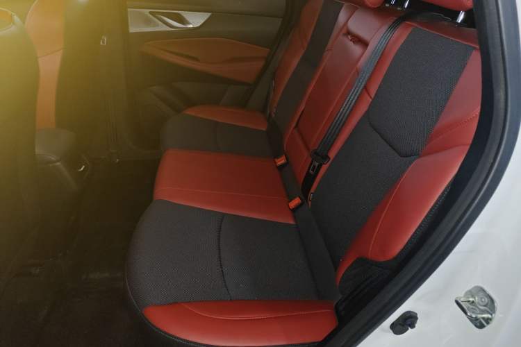 Used Changan CS35PLUS 2023 Enjoy Edition 1.4T DCT Prestige Model
