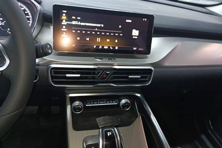 Used Geely Auto Coolray 2019 260T DCT Knight China V Standard
