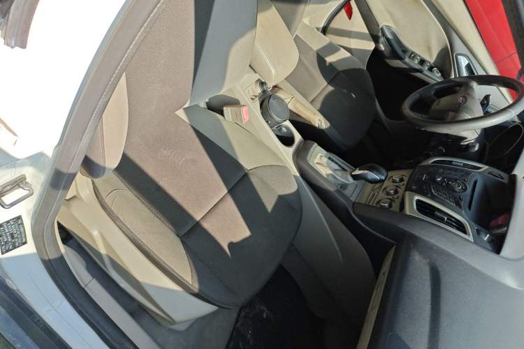 Used Ford Focus 2012 Sedan 1.6L Automatic Comfort Model
