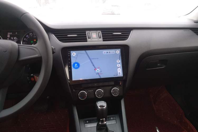 Used Skoda Octavia 2017 1.6L Automatic Front-Wheel Drive Model
