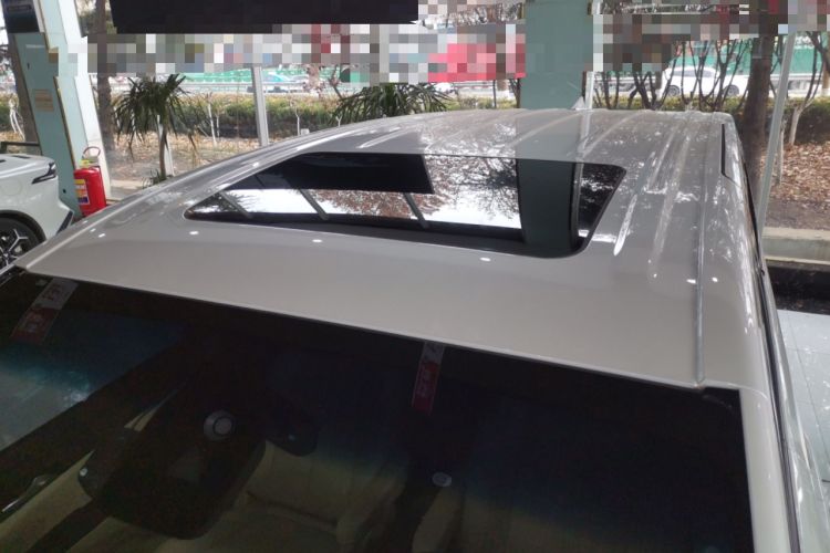 Used Buick GL8 2023 ES Lu Zun Deluxe Model
