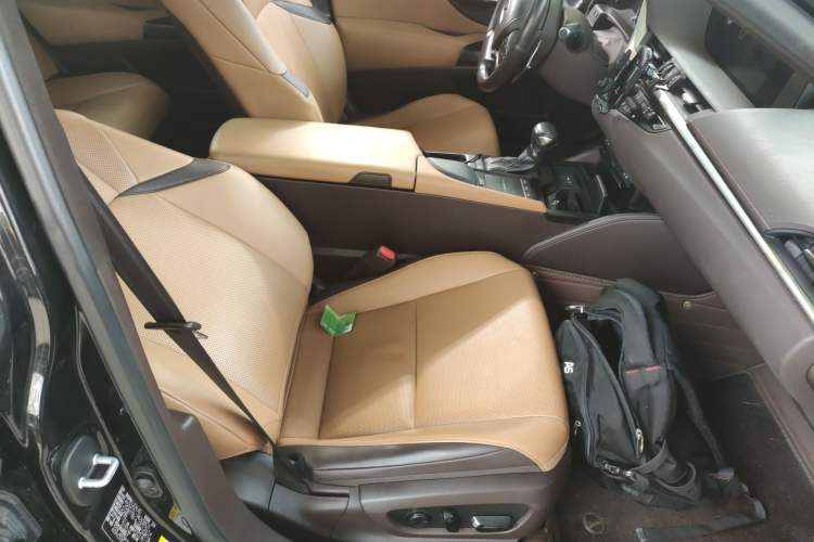 Used Lexus ES 2018 300h Premier Edition China V Standard