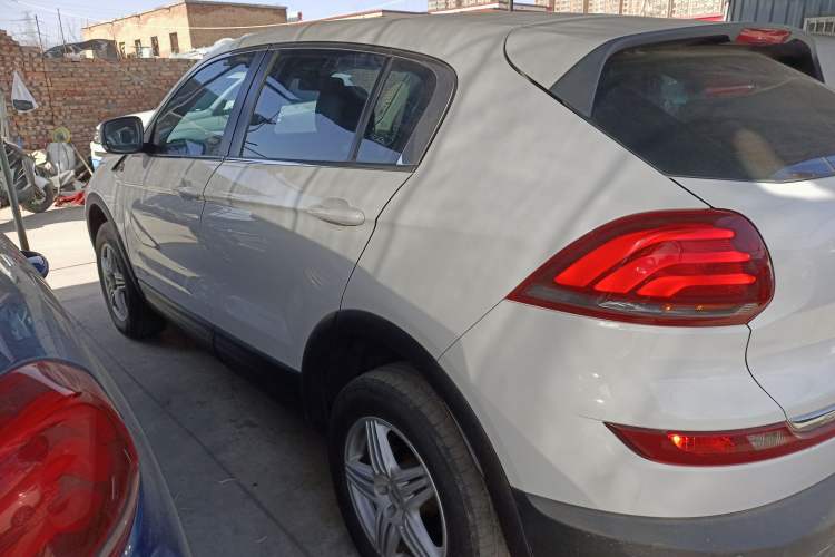 Used Qoros 5 2018 Revised Version 1.6T Automatic Leading Edition