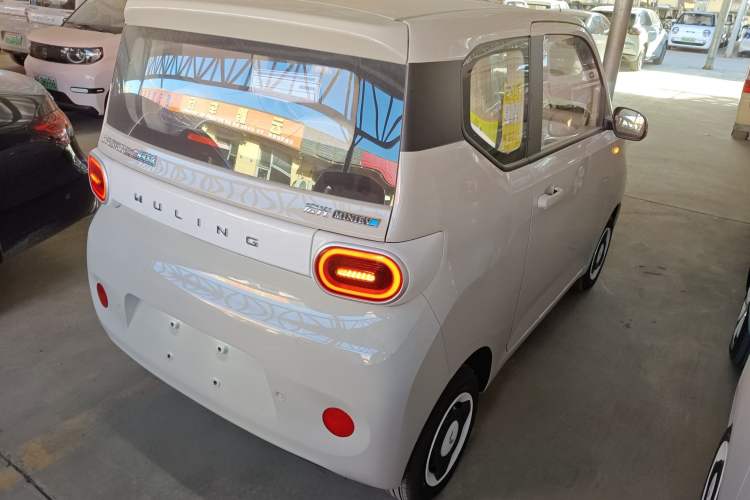 Used Wuling Hongguang MINIEV 2024 3rd Generation 215km Youth Edition