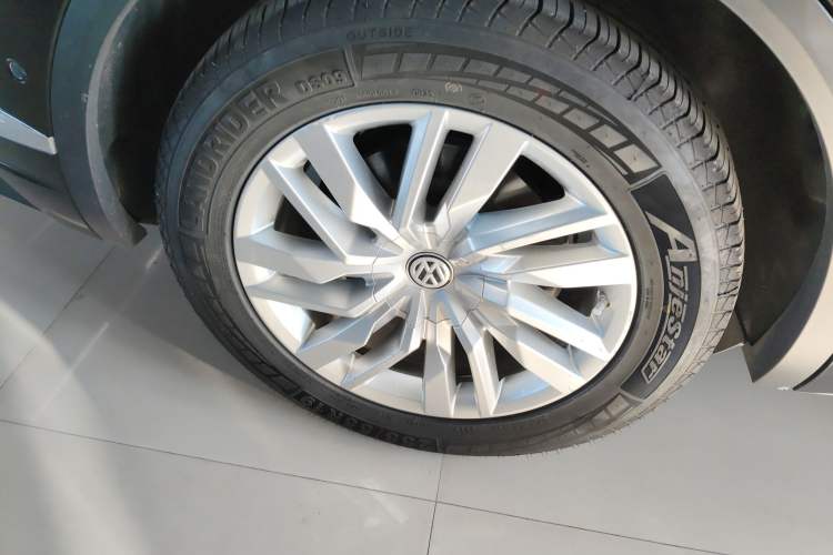 Used Volkswagen Touareg 2019 2.0 TSI Ruiyi Edition China V Standard
