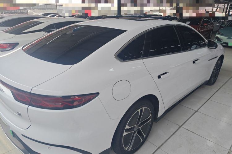 Used BYD Han 2023 EV Champion Edition 605KM Front-Drive Premium Model
