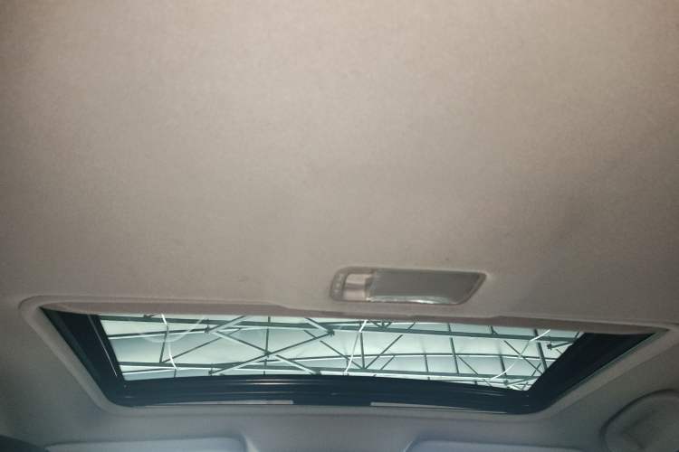 Used Nissan Tiida 2016 1.6L CVT Smart Drive Edition
