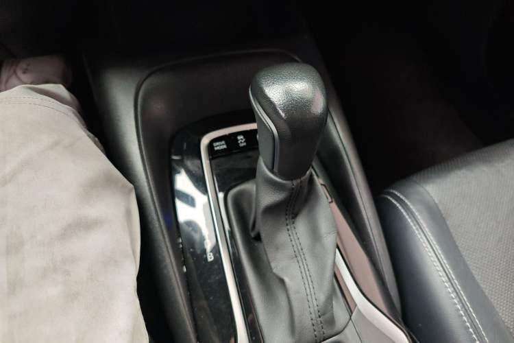 Used Toyota Levin 2019 Dual-Engine 1.8H E-CVT Luxury Edition China VI Standard