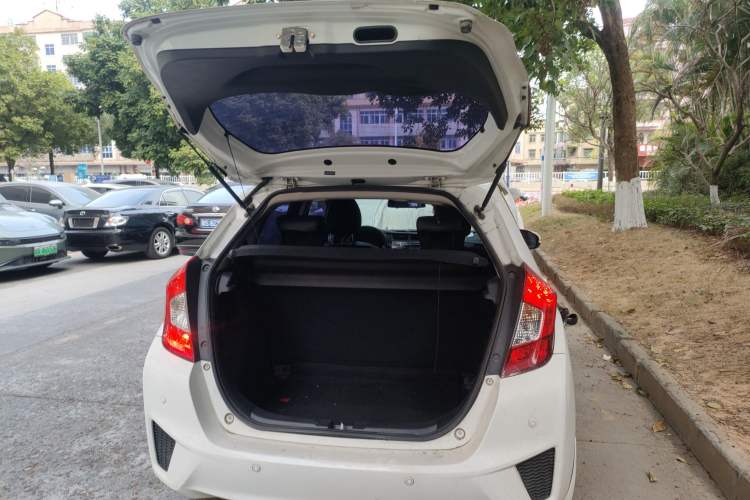 Used Honda Fit 2014 1.5L LX CVT Comfort Model
