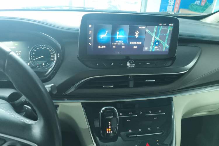 Used Buick GL8 2020 Land Business Class 652T Luxury Model