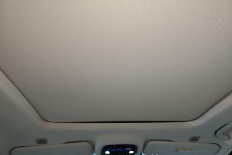 Used Chery Tiggo 8 L 2024 2.0T Two-Wheel Drive Prestige Version 5 Seats
