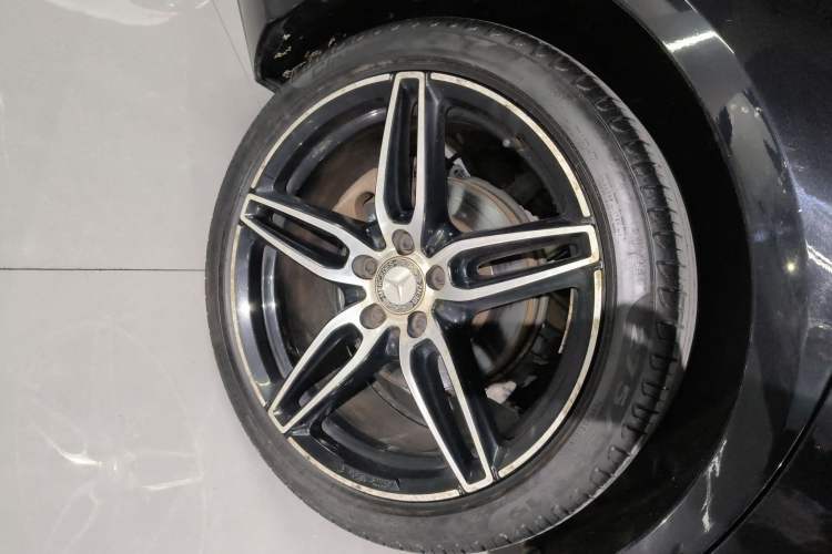 Used Mercedes-Benz E-Class 2017 Facelift E 200 Sport 4MATIC
