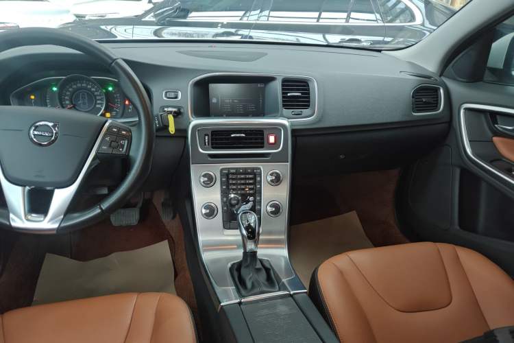 Used Volvo S60 2018 S60L T3 Smart Progress Edition