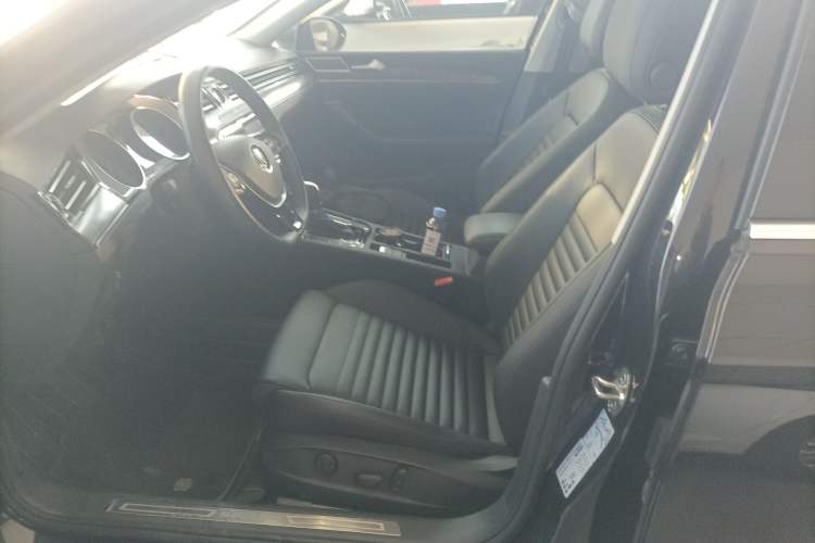 Used Volkswagen Magotan 2019 330TSI DSG Luxury Version China VI Standard
