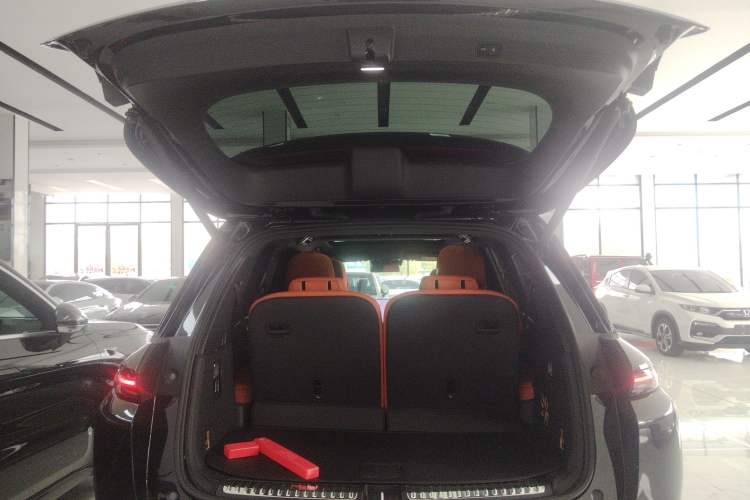 Used Li Auto L8 2023 Pro Model