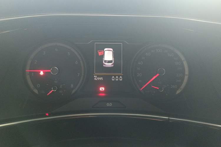 Used Volkswagen Tayron 2019 330TSI Two-Wheel Drive Luxury Model China VI Standard
