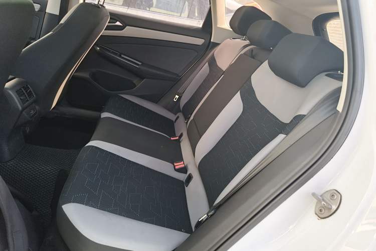 Used Jetta VS7 2022 280TSI Automatic Trend Edition
