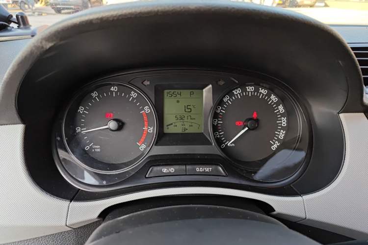 Used Skoda Fabia 2015 1.4L Automatic Front-Drive Model