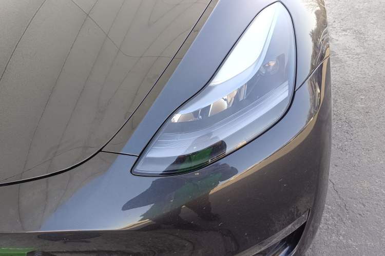 Used Tesla Model Y 2024 Long-Range All-Wheel-Drive Version