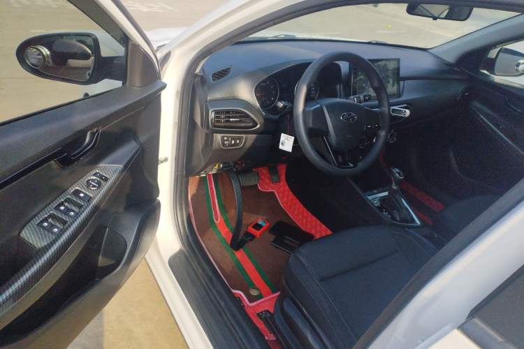 Used Hyundai Celesta 2020 1.6L Automatic GL Enjoyable Edition