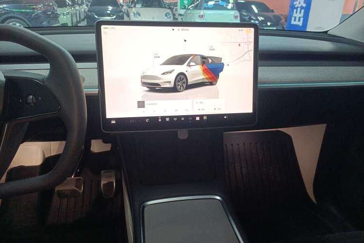 Used Tesla Model Y 2023 Long-Range All-Wheel-Drive Version
