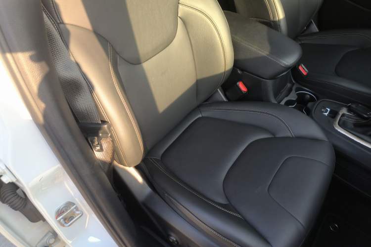 Used  Cherokee 2017 2.0L Superior Edition
