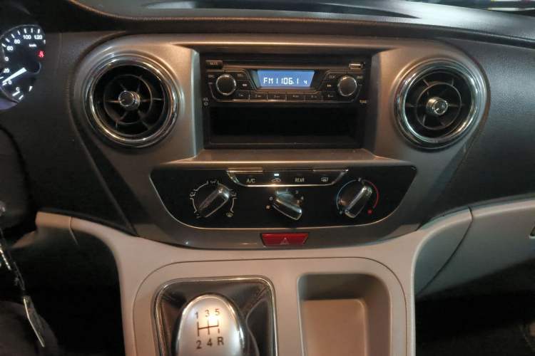 Used  M3 2015 Maker Edition 1.6L Luxury Smart Version