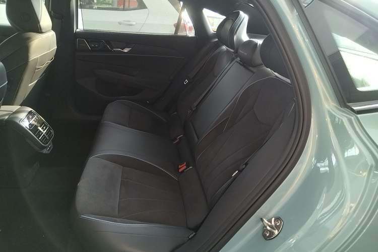 Used Volkswagen Passat 2025 Pro 380TSI Starry Dragon Luxury Edition