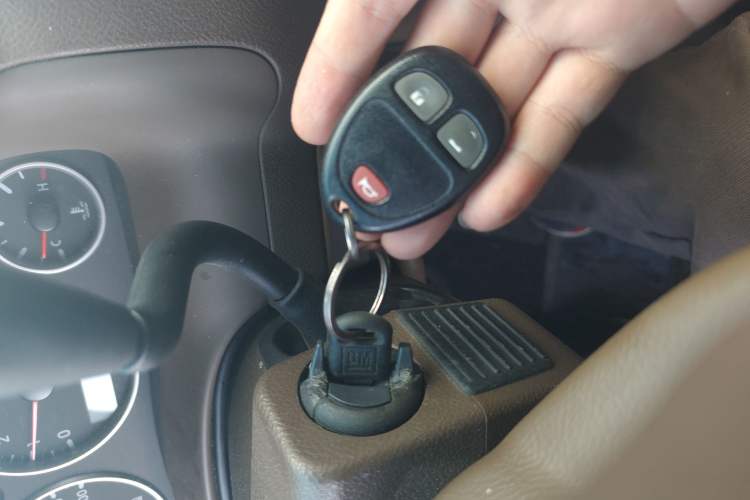 Used Buick GL8 2014 2.4L Classic Edition
