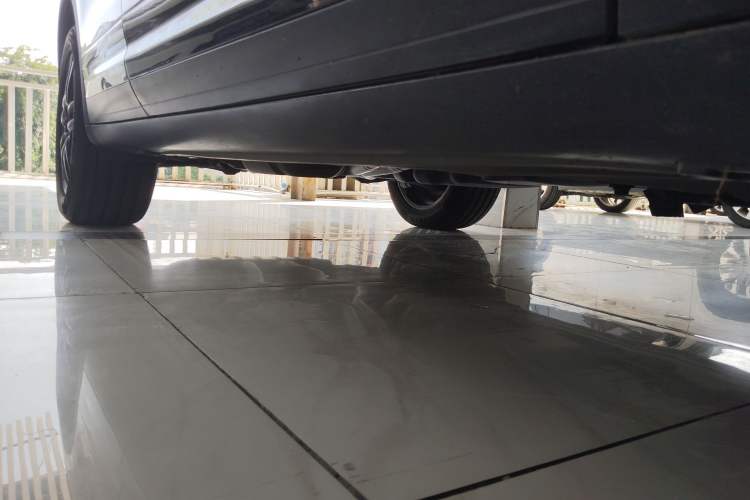 Used Porsche Cayenne 2015 3.6L automatic transmission U.S. specification
