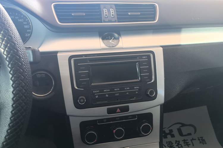 Used Volkswagen Magotan 2016 1.8TSI Smart Comfort Model
