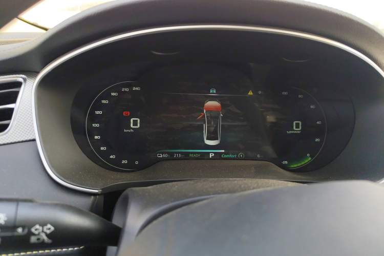 Used Roewe i6 MAX New Energy 2023 EV 420 Skyroof Special Edition
