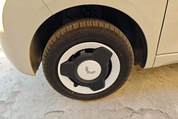 Used Wuling Hongguang MINIEV 2024 3rd Generation 215km Youth Edition
