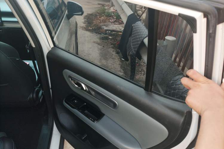 Used AION Y 2022 Plus 70 Tech Edition
