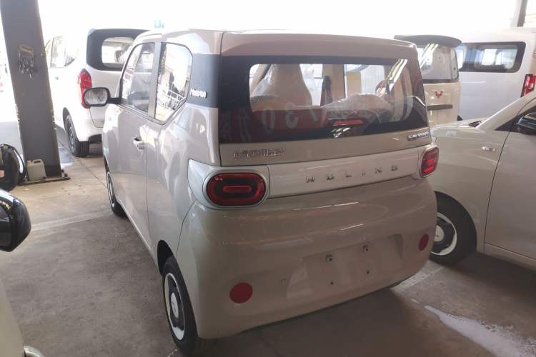 Used Wuling Hongguang MINIEV 2024 3rd Generation 215km Youth Edition